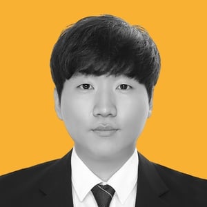 T4A2YGWSF-U095QJG3E12-f71d76a7c7d5-512-photoaidcom-greyscale-removebg-preview